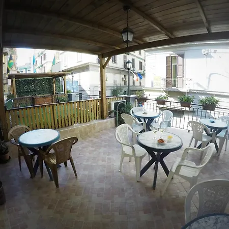 콜롬보 3* 나폴리