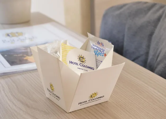 Отель Colombo Неаполь