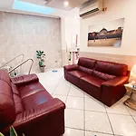 Colombo 3*